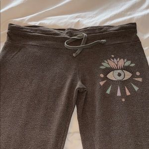 Wild fox sweatpants with eye print